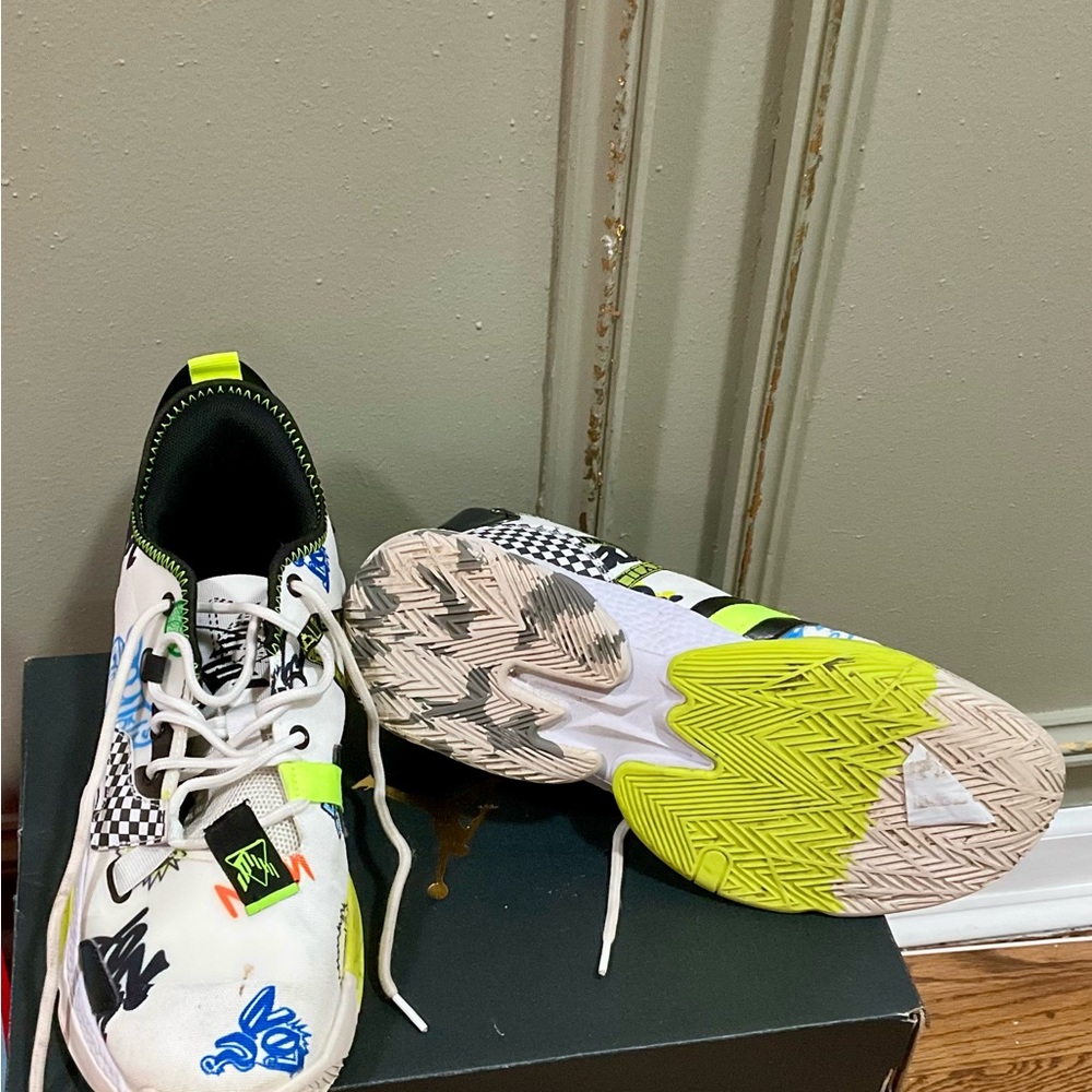 Men's White and Neon Green Sneakers
